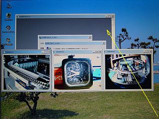 図5:後にメインwindowが <click>→図6:2秒ごとに映る?