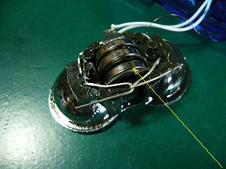 図3:「ボタン電池群」を入れ替える <click>→図4:1本配線替えをした