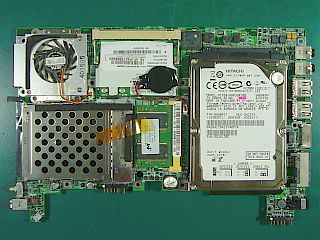 図5:HDDを装着 <click>→図6:3枚下ろし_実は、表示部を分離すれば4枚_