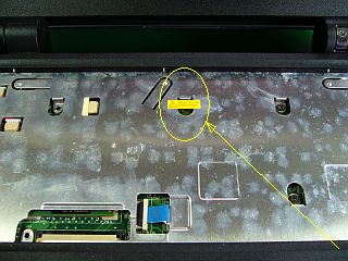封止シール残! <click>→SSDも残!